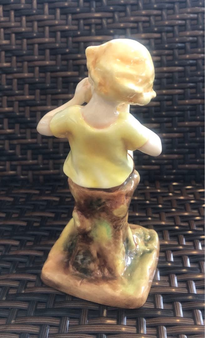 ヴィンテージ ロイヤルウースター フィギュリン　ピーターパン フィギュア