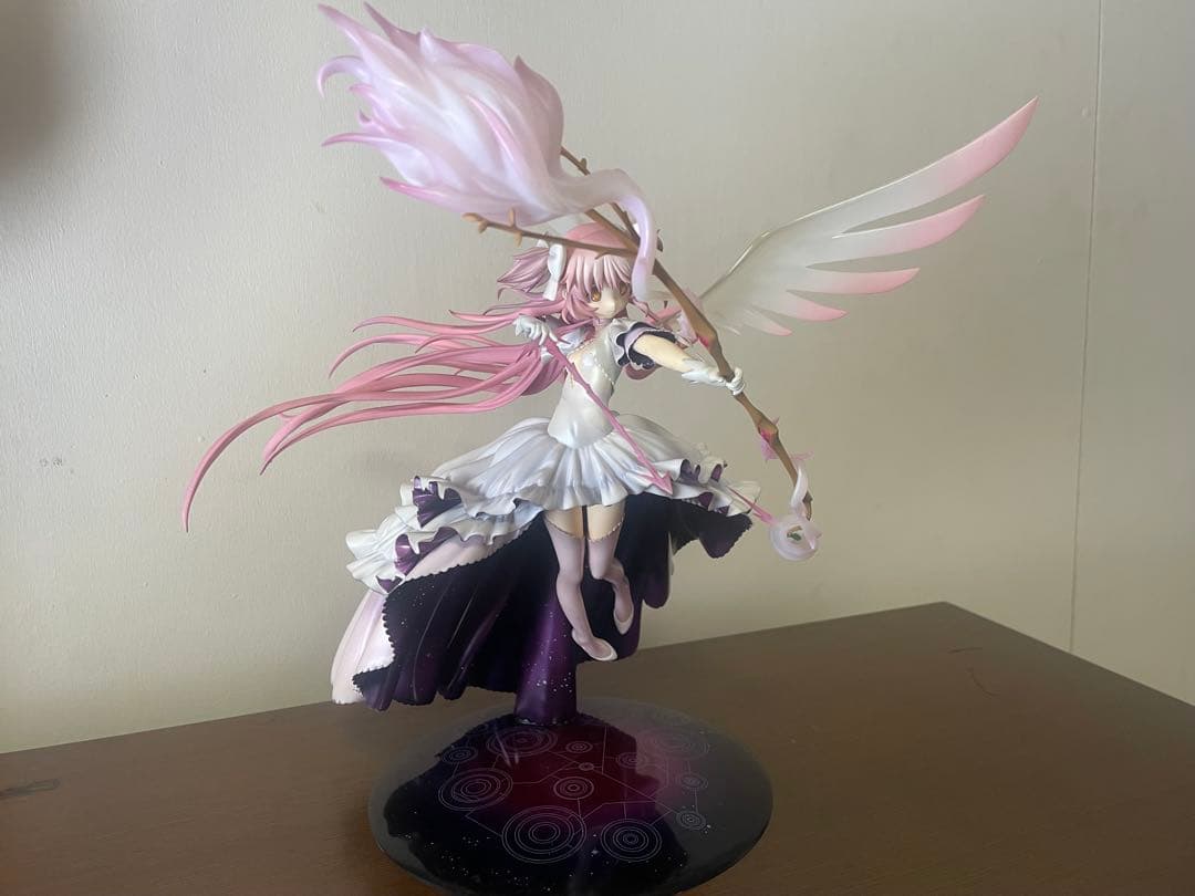 【中古】魔法少女まどか☆マギカ アルティメットまどか 1/8スケールフィギュア