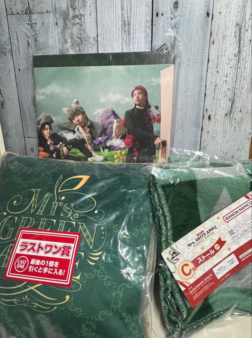 ミセス1番くじ クッションス ストール アクリルボード 3点セット