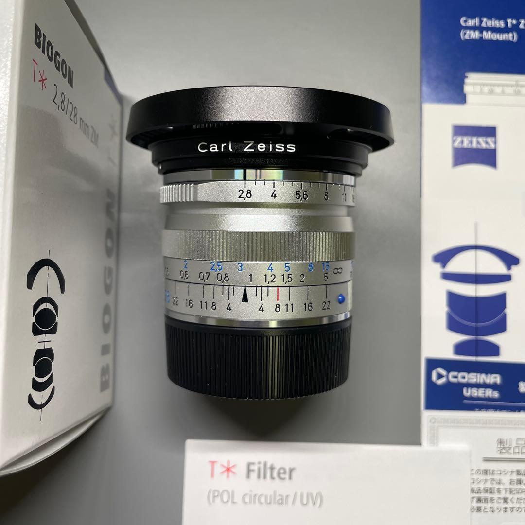 Carl Zeiss Biogon T* 2.8/28mm フード&フィルタ付き