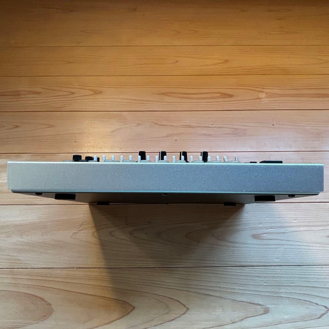 ROLAND EF-303 グルーヴ・エフェクツ 箱・アダプター付き