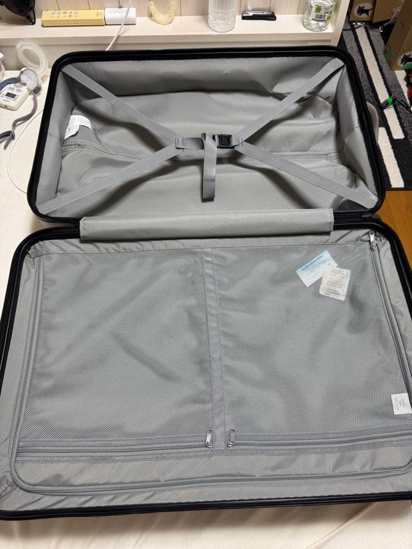 無印キャリーケース(旧型中型63Lサイズ ゴールド)