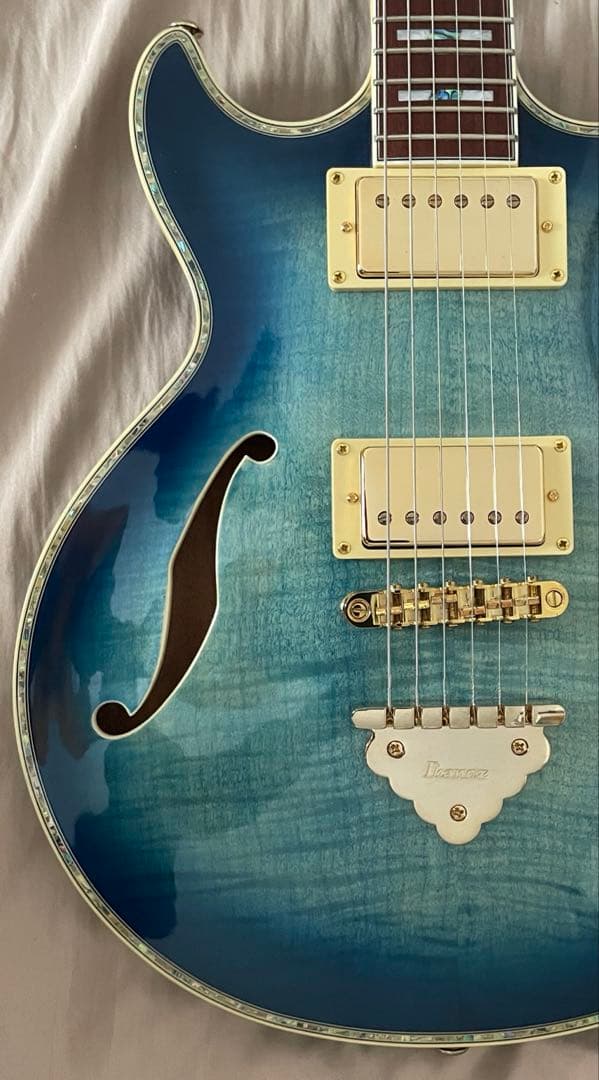 ギター Ibanez AR520HFM-LBB Light Blue Burst