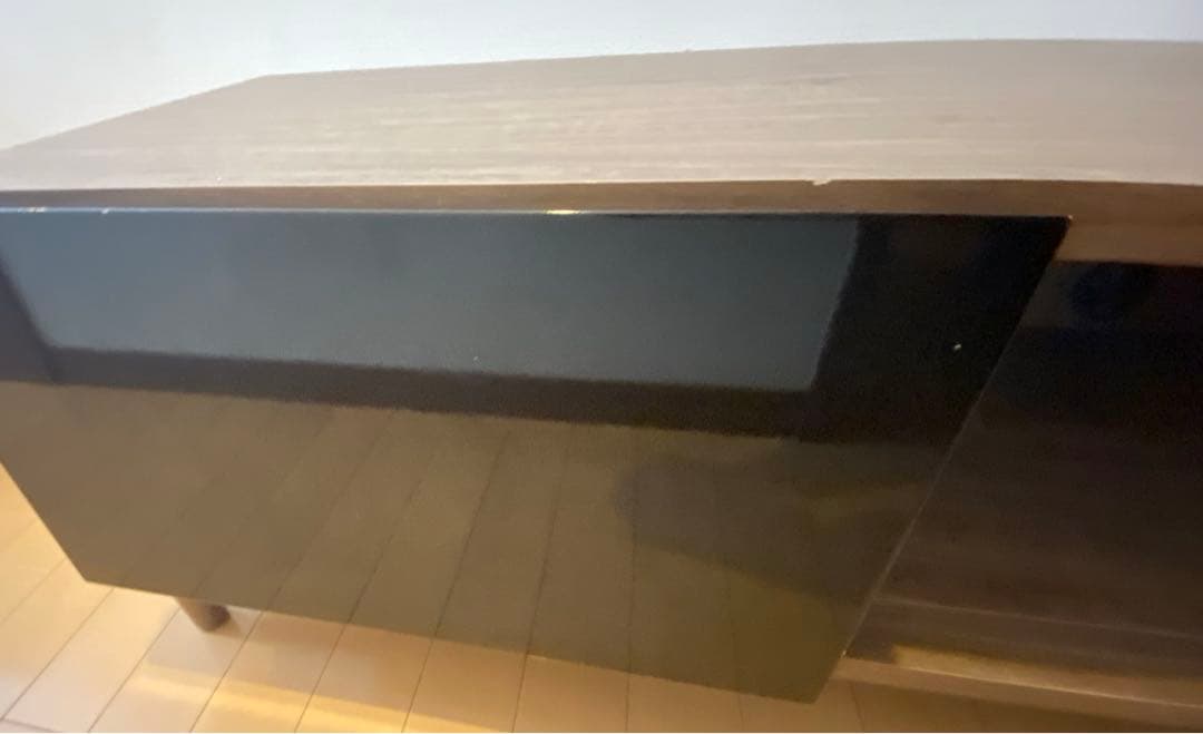 JACKALL フラットなフォルムのテレビ台　(ローボード幅148cm )