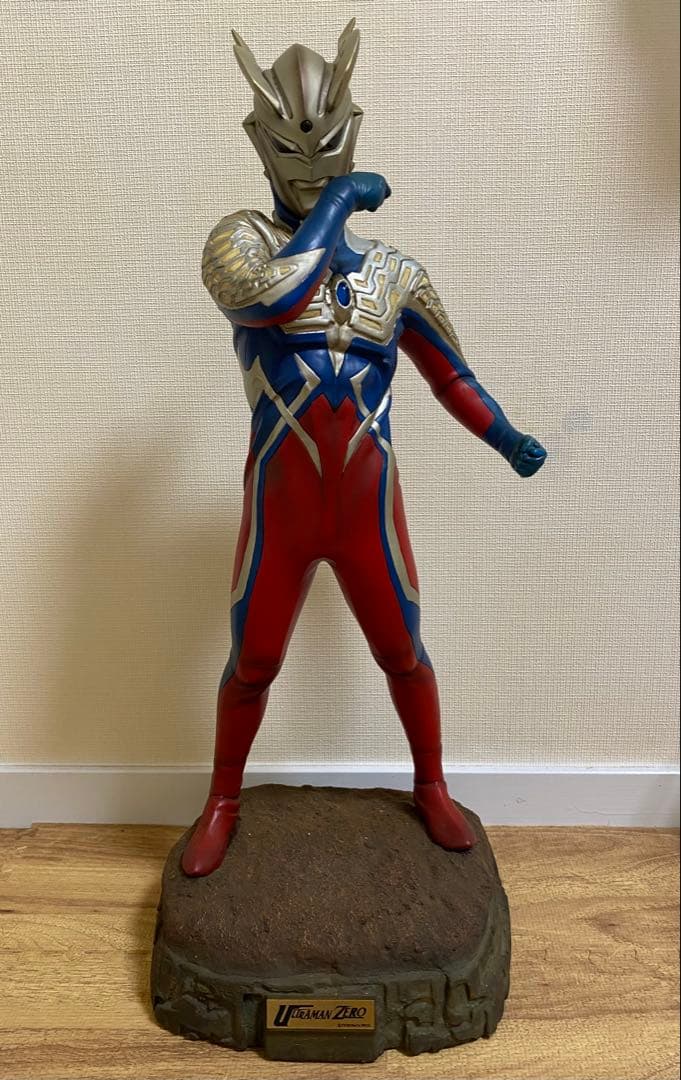 ベネリック こだわり78 ウルトラマンゼロ ライティングフィギュア 78体限定