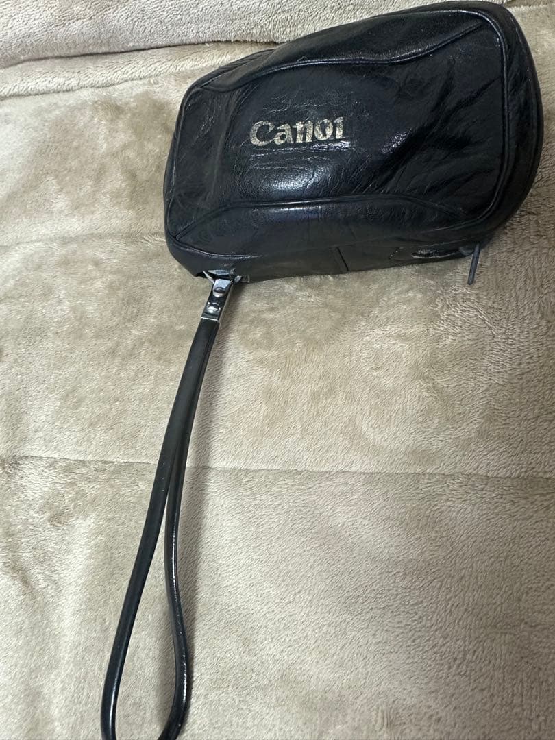 レア　ニコン初のオートフォーカスコンパクトカメラNikon L35AF