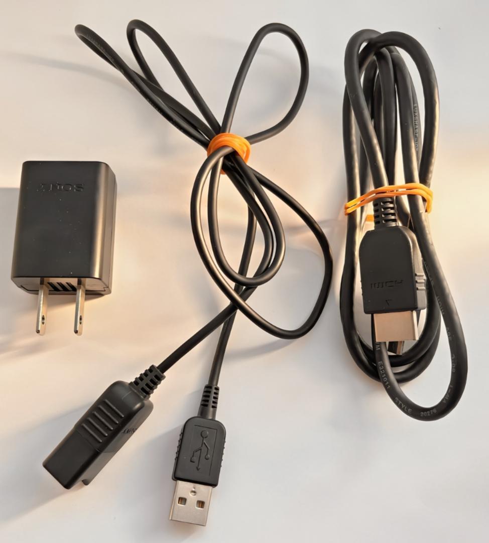 【新品同様】　SONY HDR-CX680 ビデオカメラ 本体