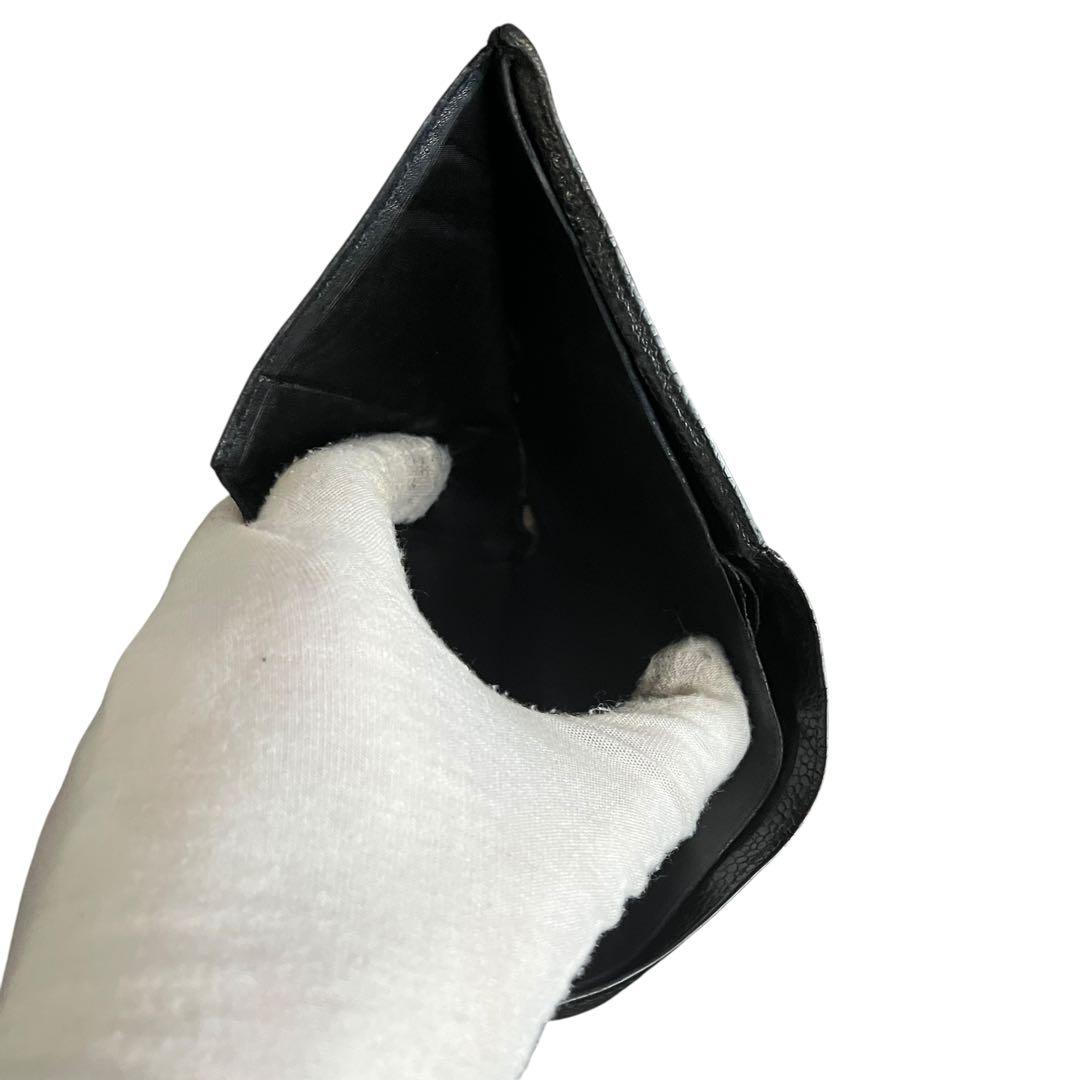 希少 外見美品級 CHANEL キャビアスキン 二つ折り財布 ブラック