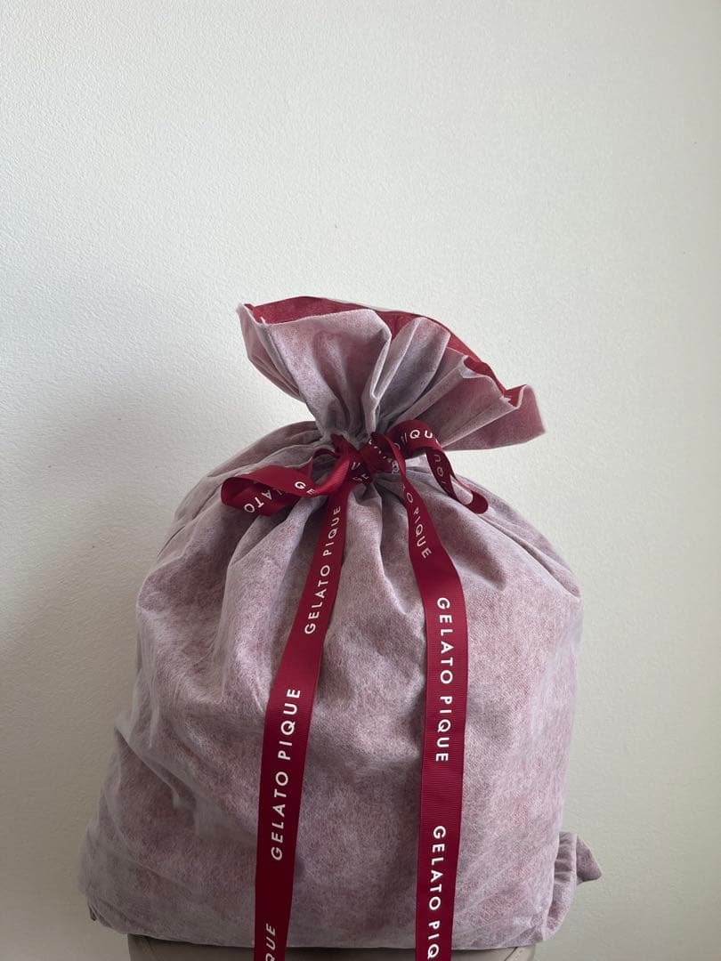 【新品未使用】GELATO PIQUE セーターと星柄パンツセット