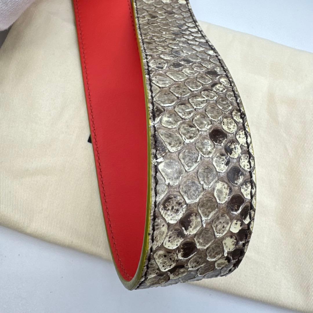 【保管袋付き】FENDI ショルダーストラップ　ストラップユー　パイソン　美品