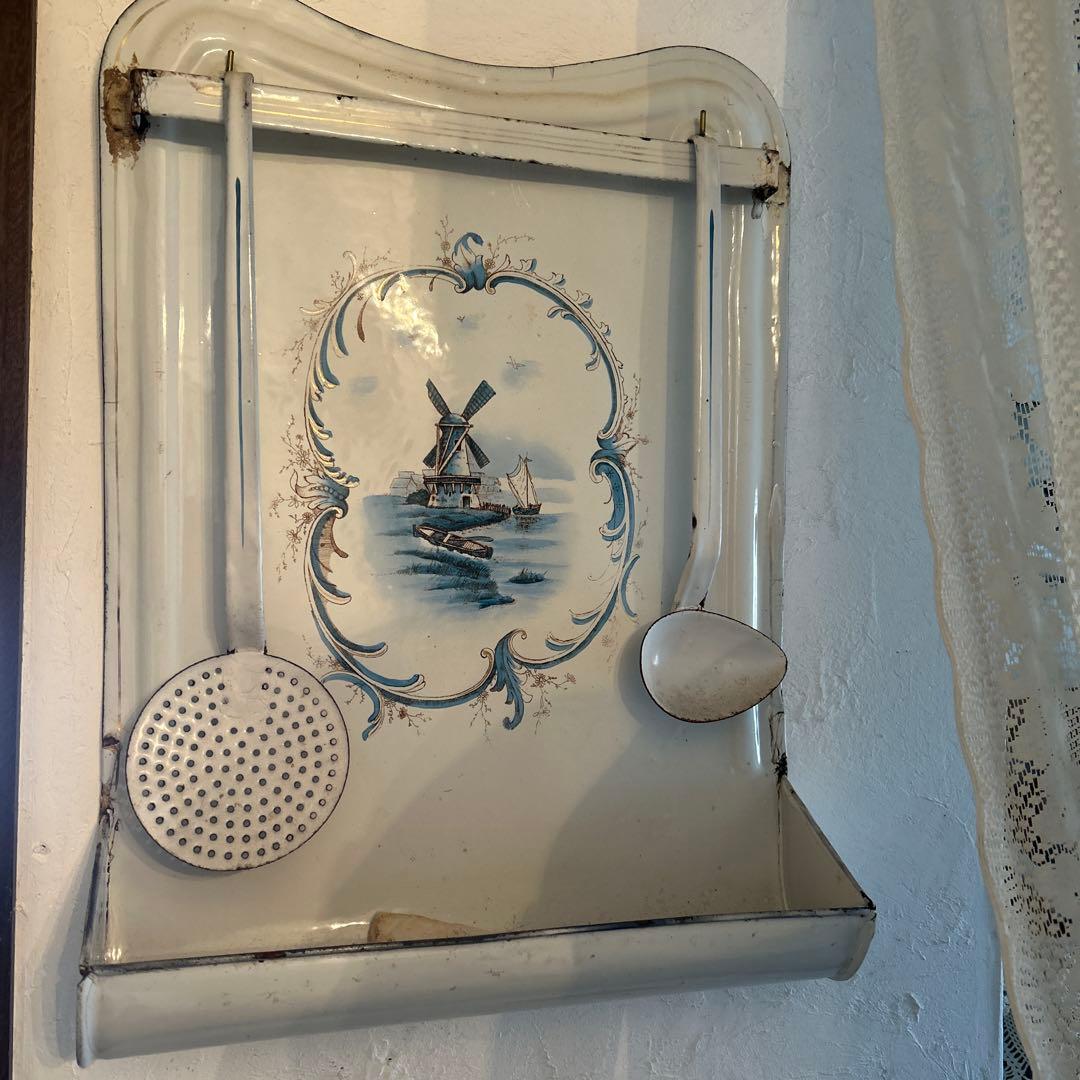 ☆アンティーク　ホーローレードルラック☆専用レードル2本付き