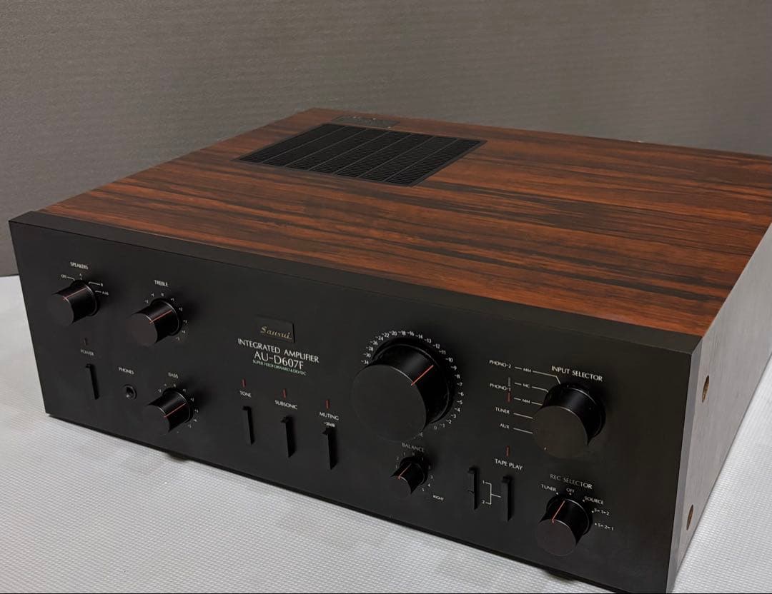 アンプ Sansui INTEGRATED AMPLIFIER AU-D607F