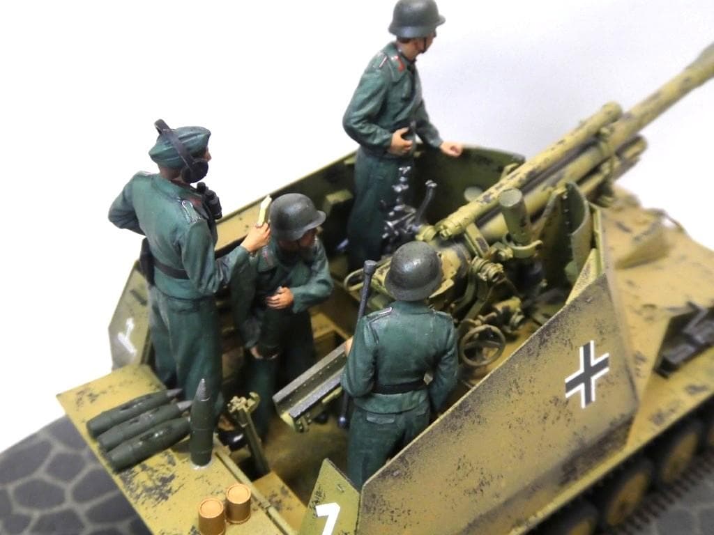 タミヤ　1/35 ドイツ自走榴弾砲 ヴェスペ　“イタリア戦線”　完成品