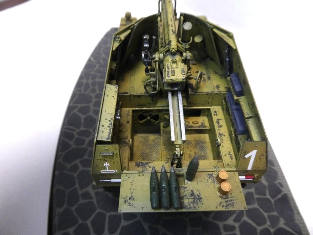 タミヤ　1/35 ドイツ自走榴弾砲 ヴェスペ　“イタリア戦線”　完成品