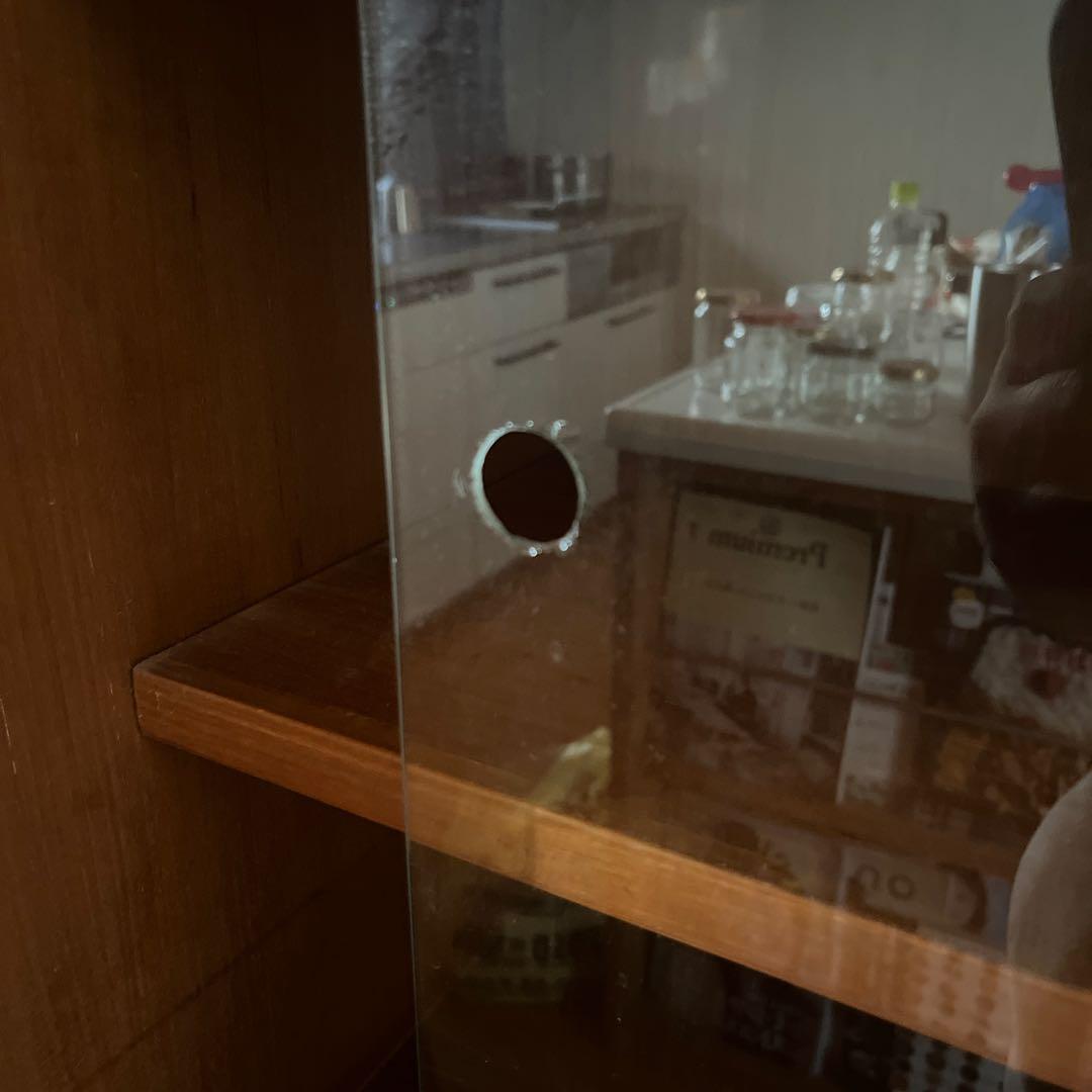 アンティーク木製ガラス扉キャビネット