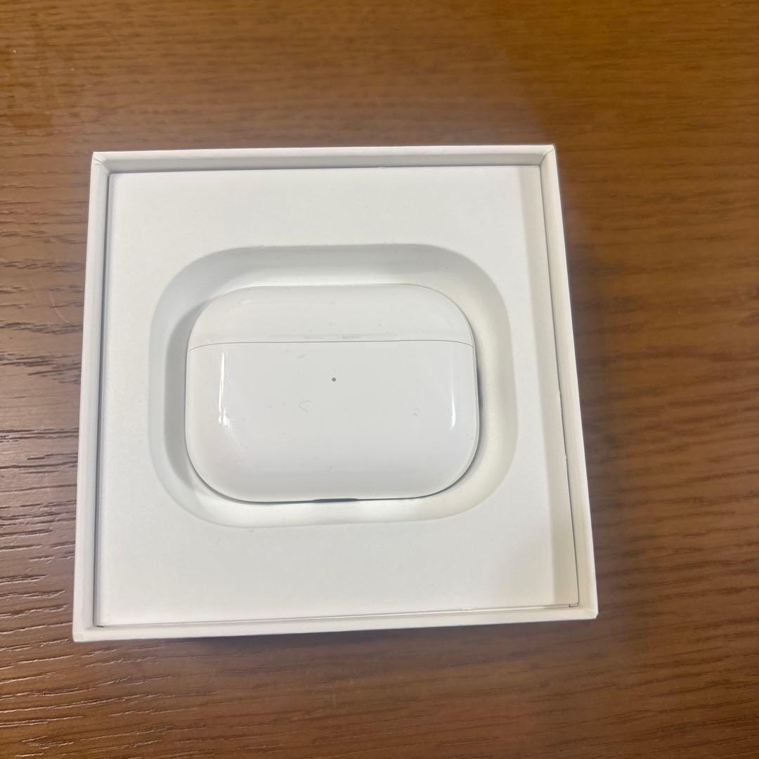 [第二世代]AirPods Pro 片耳のみ　ホワイト 充電ケース付き