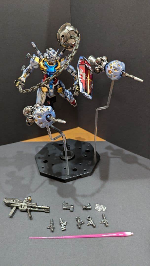 ジークアクス　ＨＧ 赤いガンダム　「白いガンダム」仕様