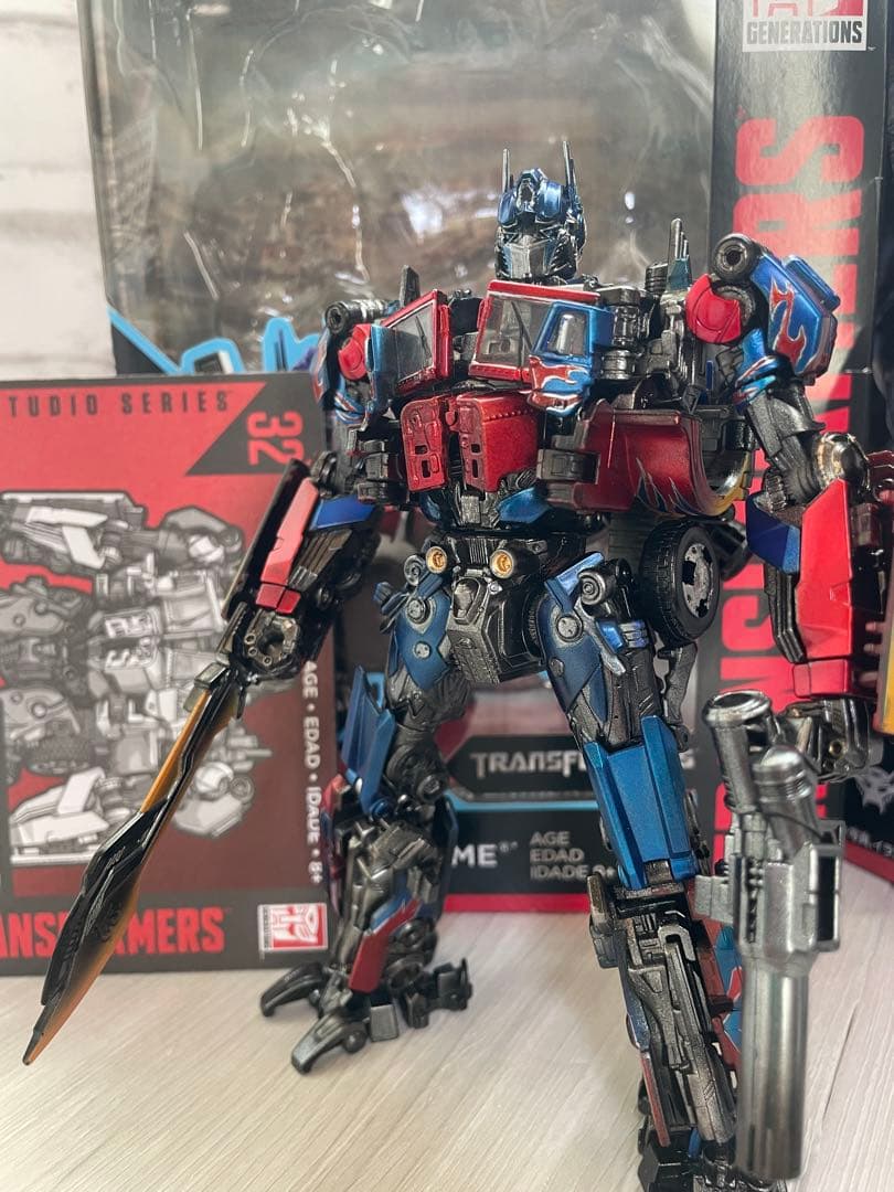 オプティマスプライム スタジオシリーズ SS-25 リペイント 2体セット