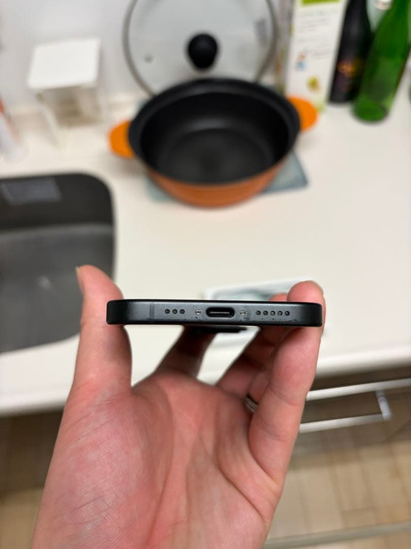 iPhone15 スペースブラック 128GB SIMフリー