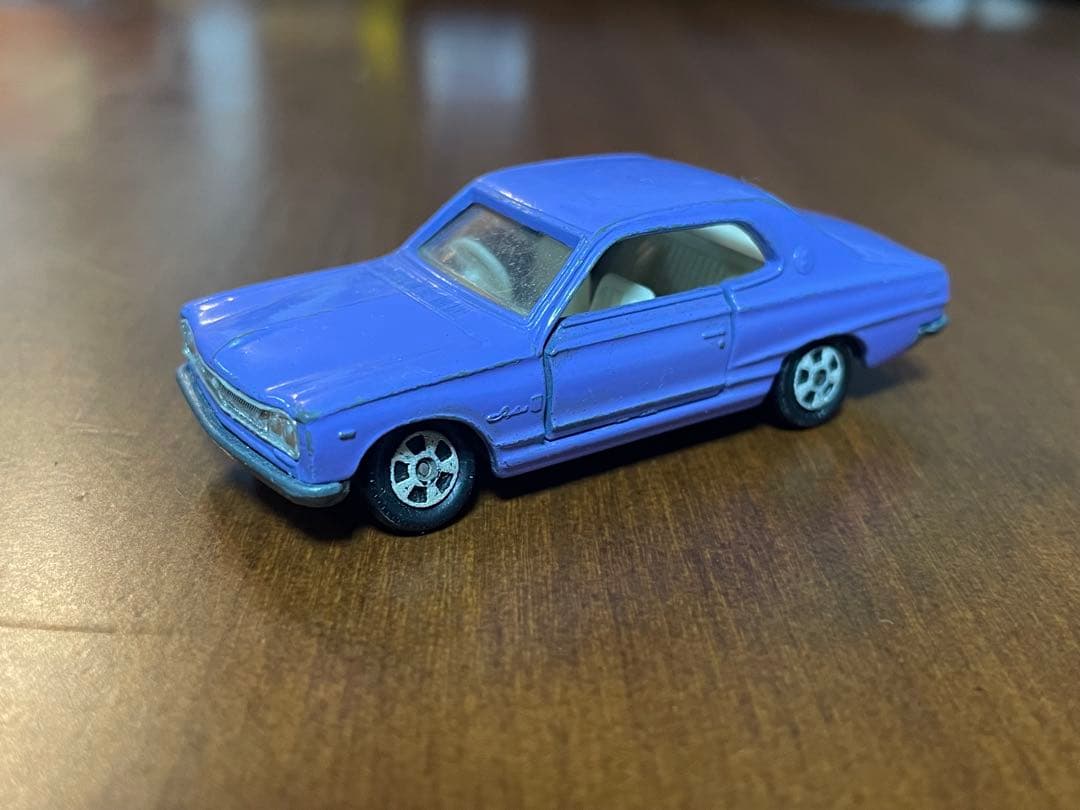 トミカ 日本製 1Aホイール 日産 スカイライン HT 2000 GT ハコスカ