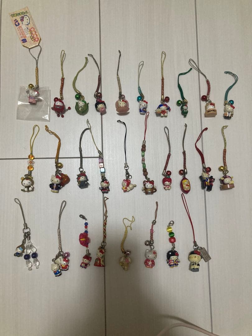 ハローキティ ストラップ　キーホルダー　ご当地　限定