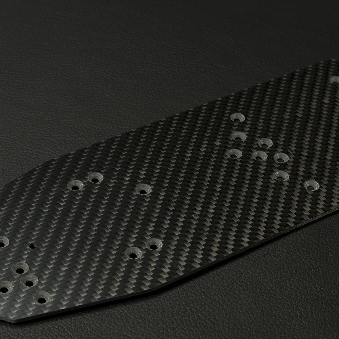 特注品 ヨコモ RD2.0 カーボンシャーシ 3.0mm 軽量化 キ m2128