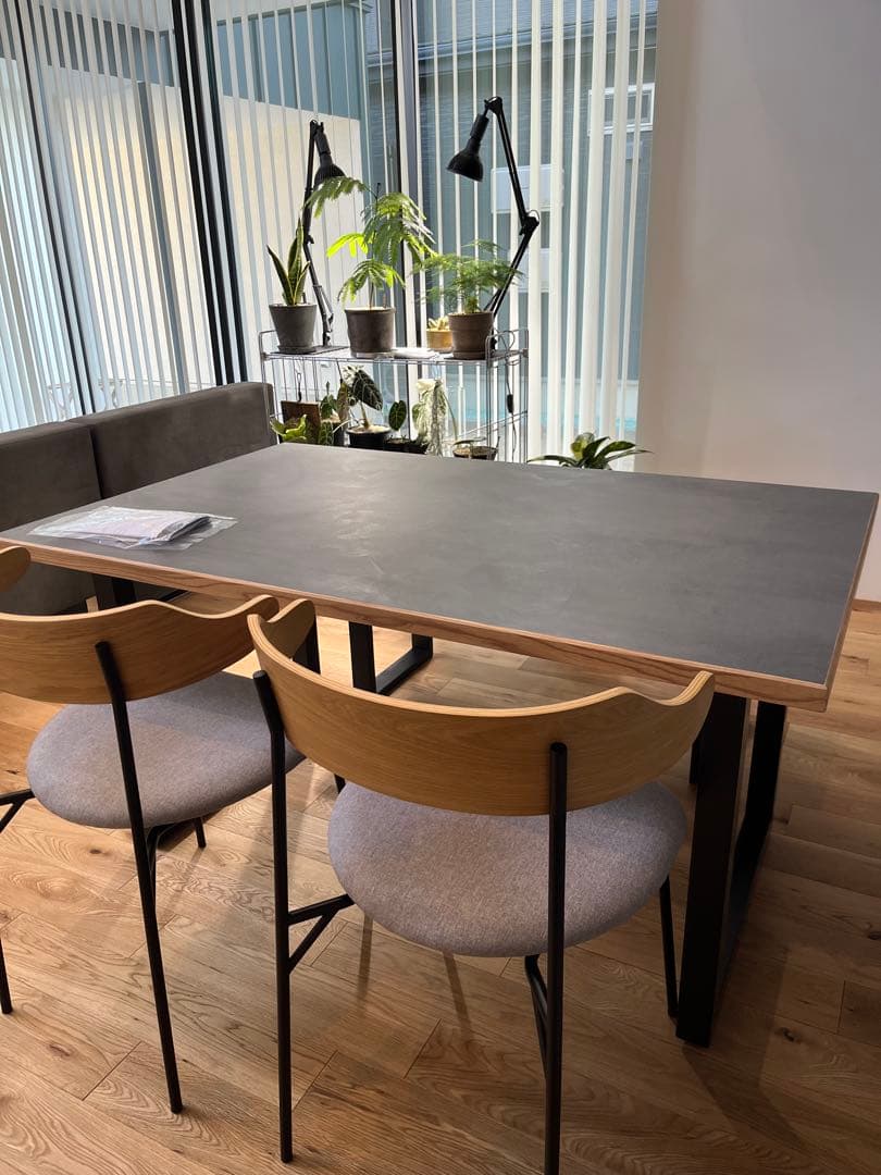 【新品】リベルテD レナート 135 ダイニングテーブル