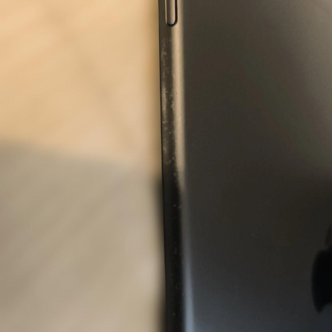 れ*ん様 iPad Air第3世代/64GB スペースグレイ MV0D2J/A8