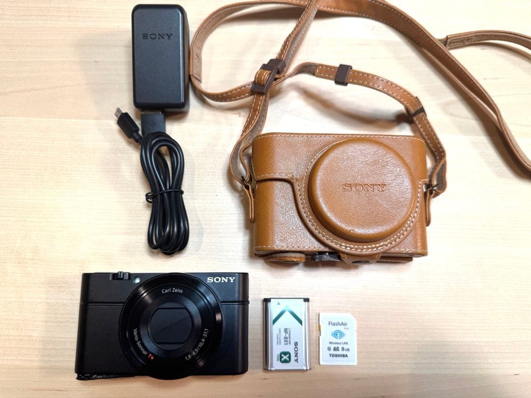 SONY Cyber-shot DSC-RX100 純正ケース付き