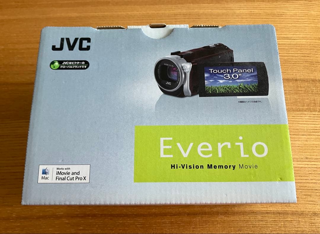 JVCコンパクトビデオカメラ Everio GZ-E765 大容量バッテリー付き