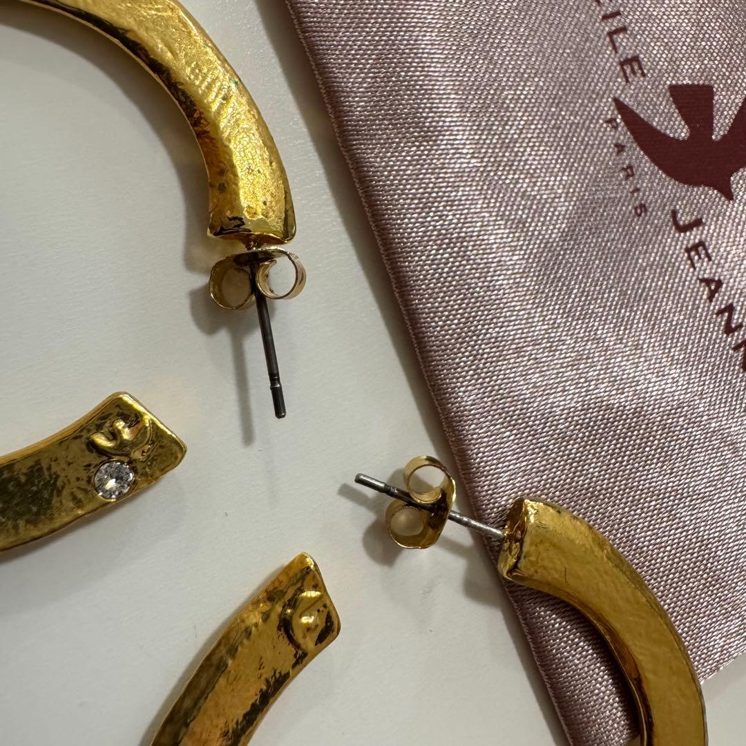 美品　cecile jeanne フープ　ピアス　ゴールド　半額以下で