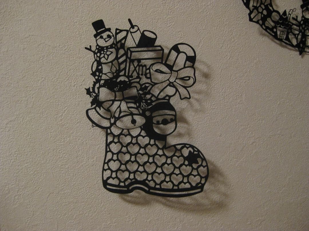 浮かし貼り切り絵「クリスマブーツ」