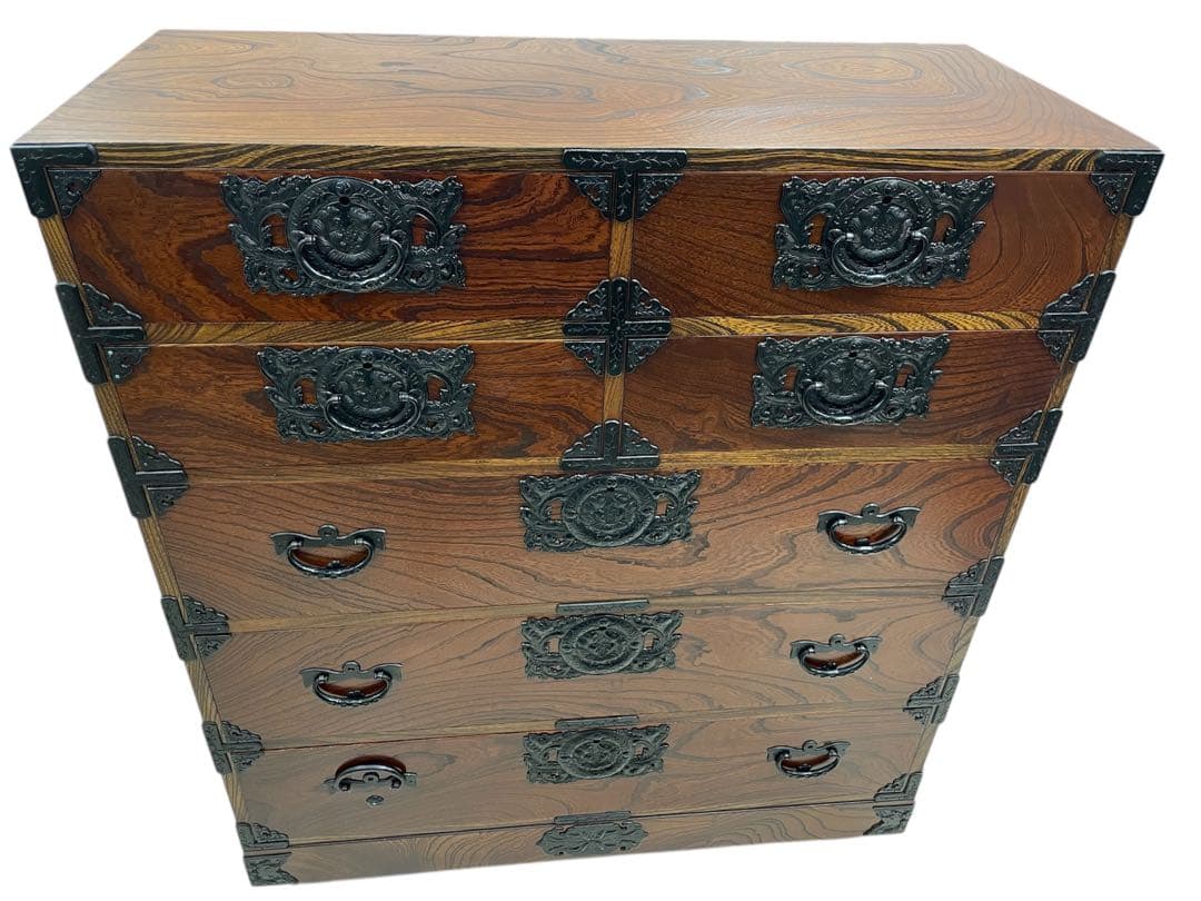 岩谷堂タンス　箪笥　タンス　岩谷堂　民芸家具　岩手県産株式会社　伝統工芸　収納