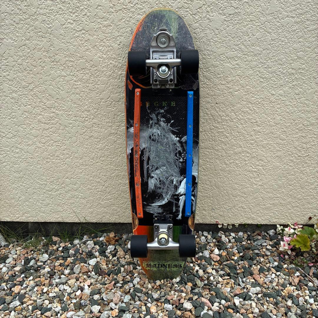 サーフスケート、中古コンプ　32.3 x8.2inch