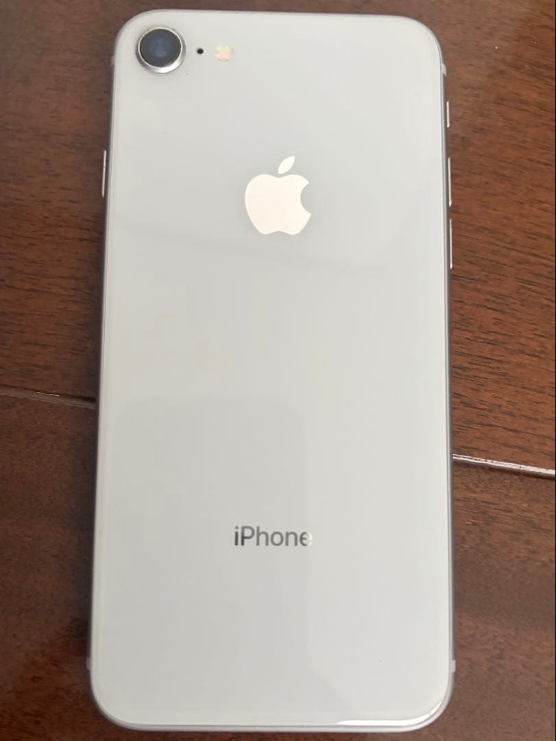 iPhone8 ホワイト64G