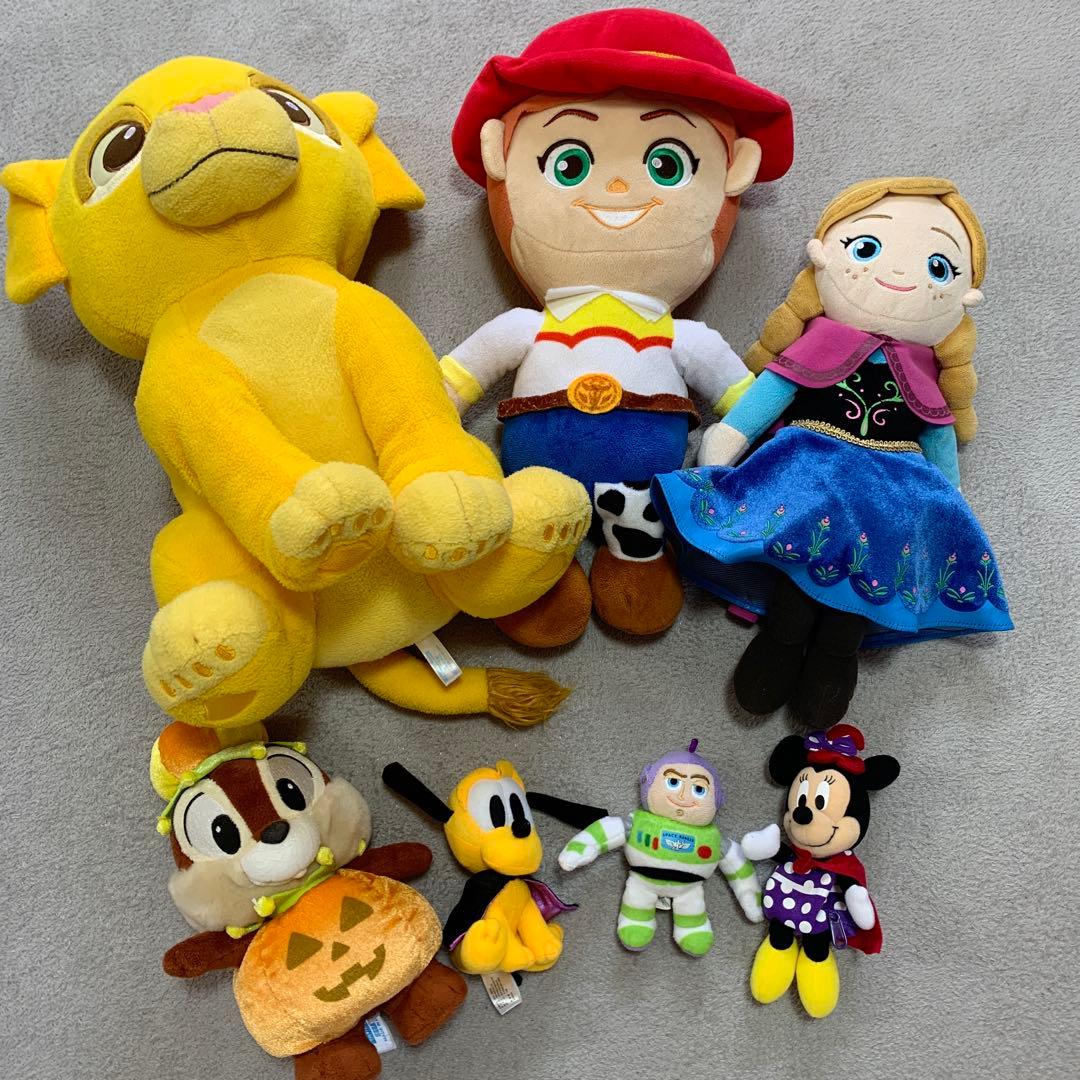 ディズニー　ミニー　ジェシー　シンバ　バズ　デール　プードル　アナ