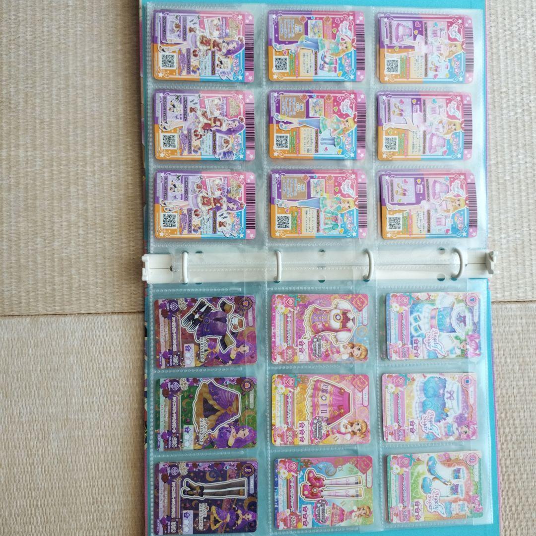 アイカツ 9ポケットバインダー、カード80枚超、学生証、ICカード付