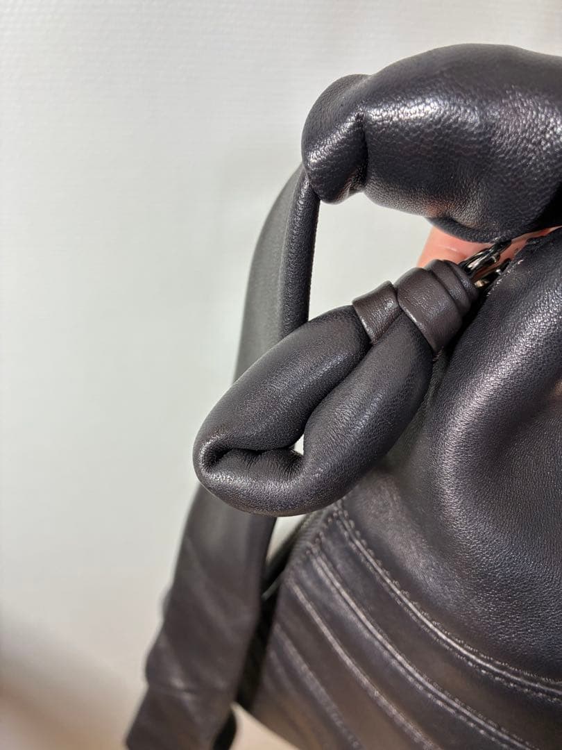 美品 Lemaire（ルメール）スペイン製 レザーバッグ