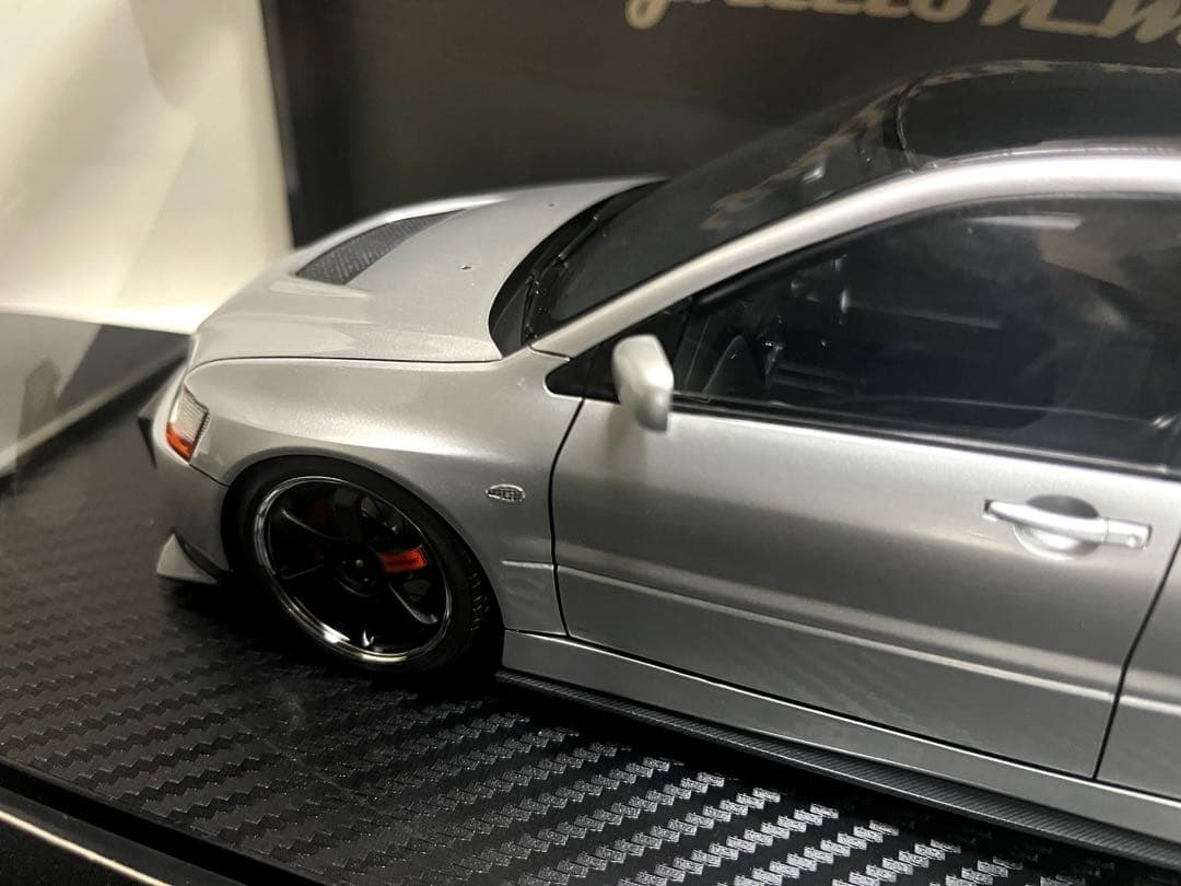 イグニッションモデル 1/18ランサーエボリューションIX IG2376