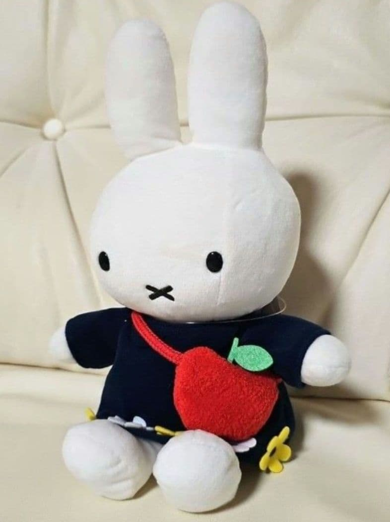 ミッフィー　オータムフルーツ　ぬいぐるみ　ミッフィースタイル　りんご　タグ付き