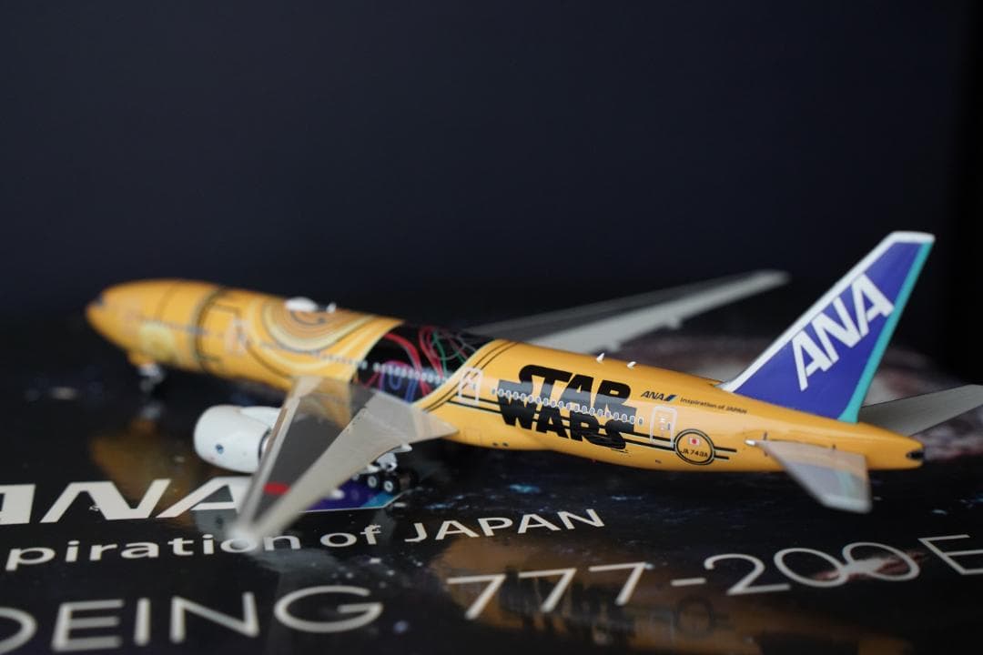 Phoenix ANA B777-200ER スター・ウォーズ塗装 JA743A