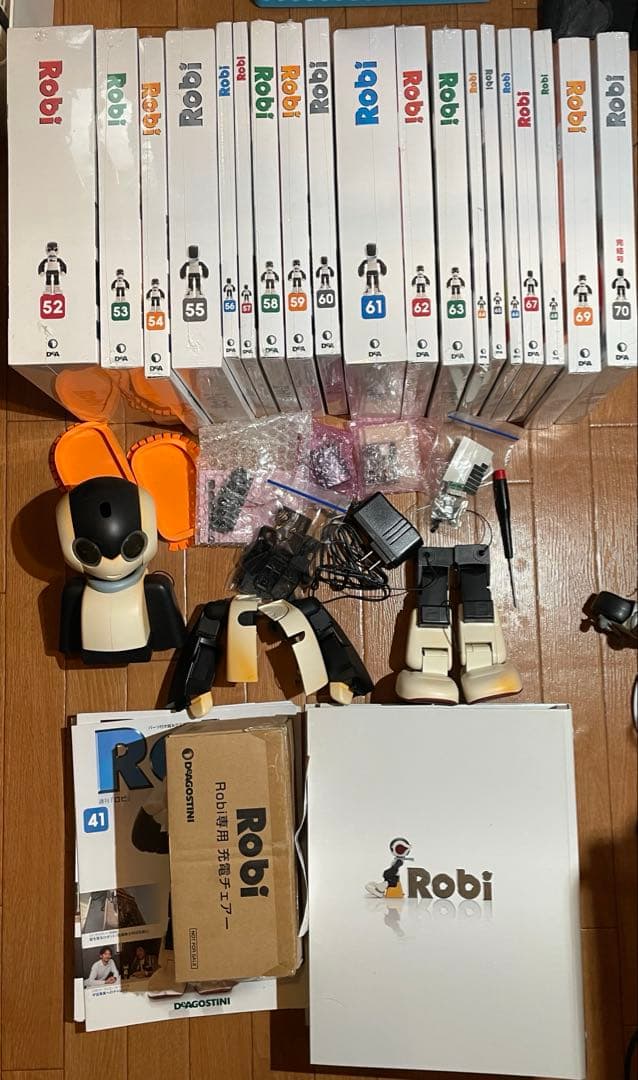 (ジャンク)初代ロビ　開封済創刊号〜70号(完結号)全巻