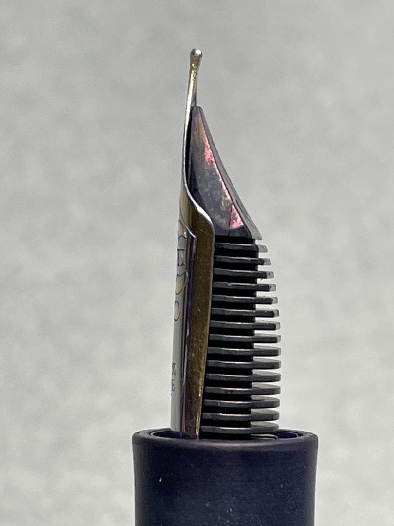 VISCONTI ホモサピエンス　オーバーサイズ　ブロンズ　万年筆