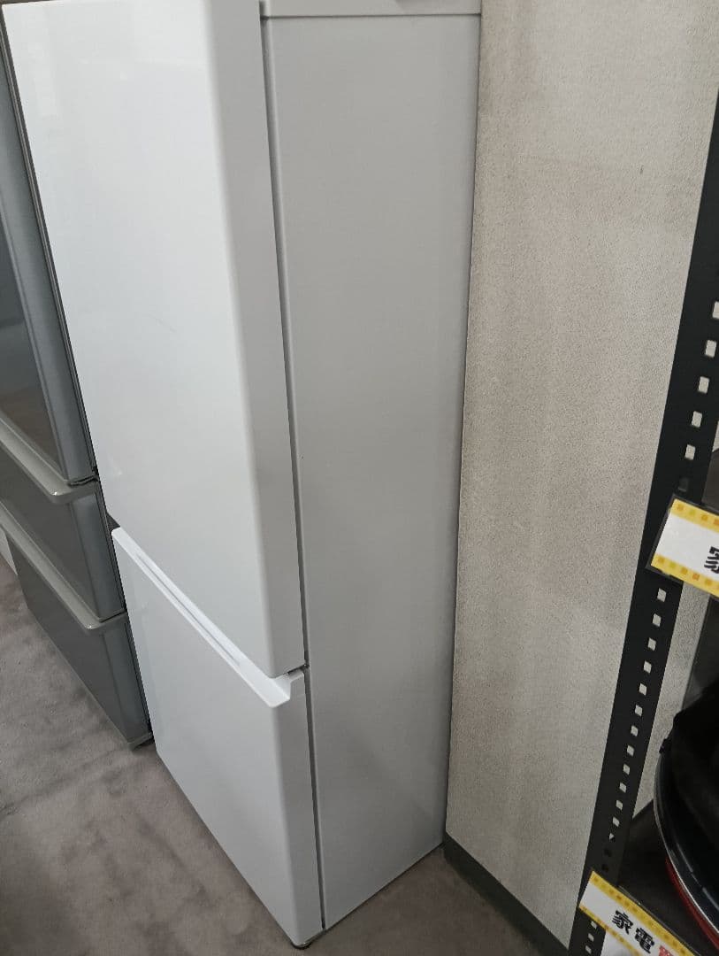y【美品】AQR-20P (W) ノンフロン冷凍庫 2024年製