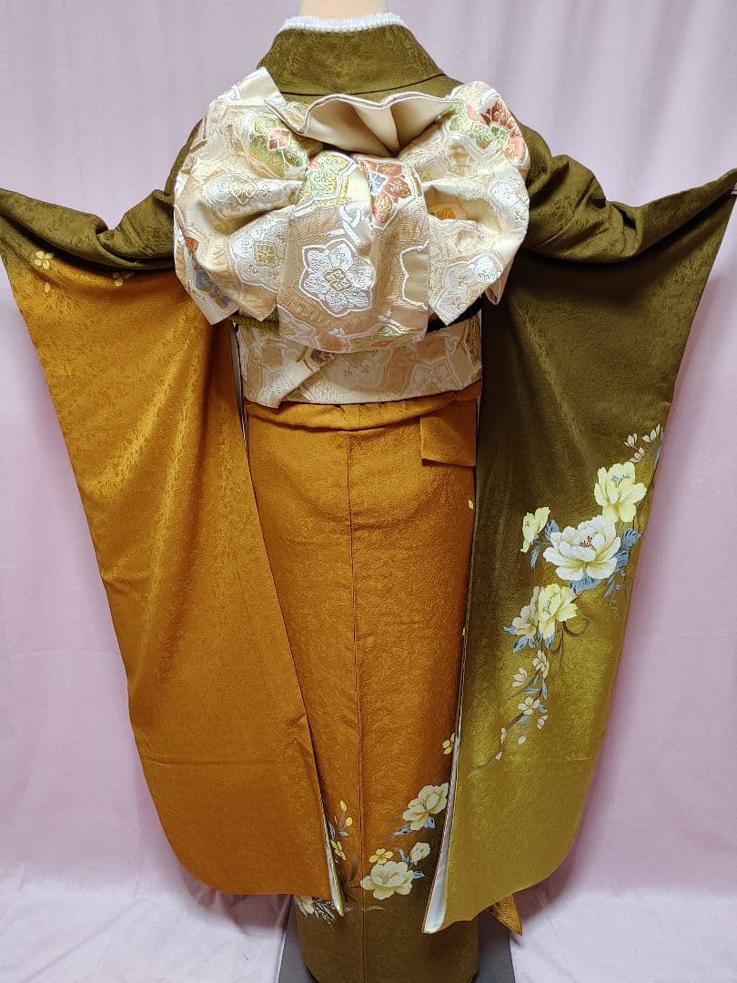 大人女子　振袖　 袋帯　 帯揚げ　帯締め　草花 山吹茶色 　グラデーション　正絹