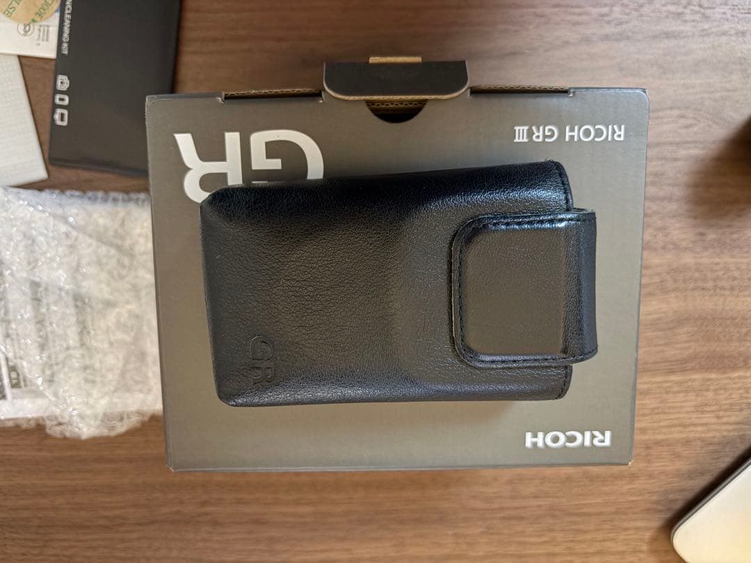 RICOH GR III 本体 バッテリー2個付き + gc-10 ソフトケース