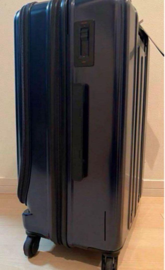 新品 超得価 限定カラー ブリーフィングキャリーケース／スーツケース60L