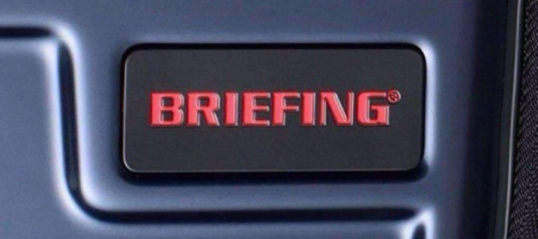 新品 超得価 限定カラー ブリーフィングキャリーケース／スーツケース60L