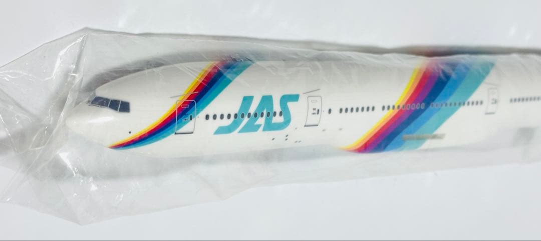クロスウィング 1/200 B777-200 JAS レインボーセブン 未組立