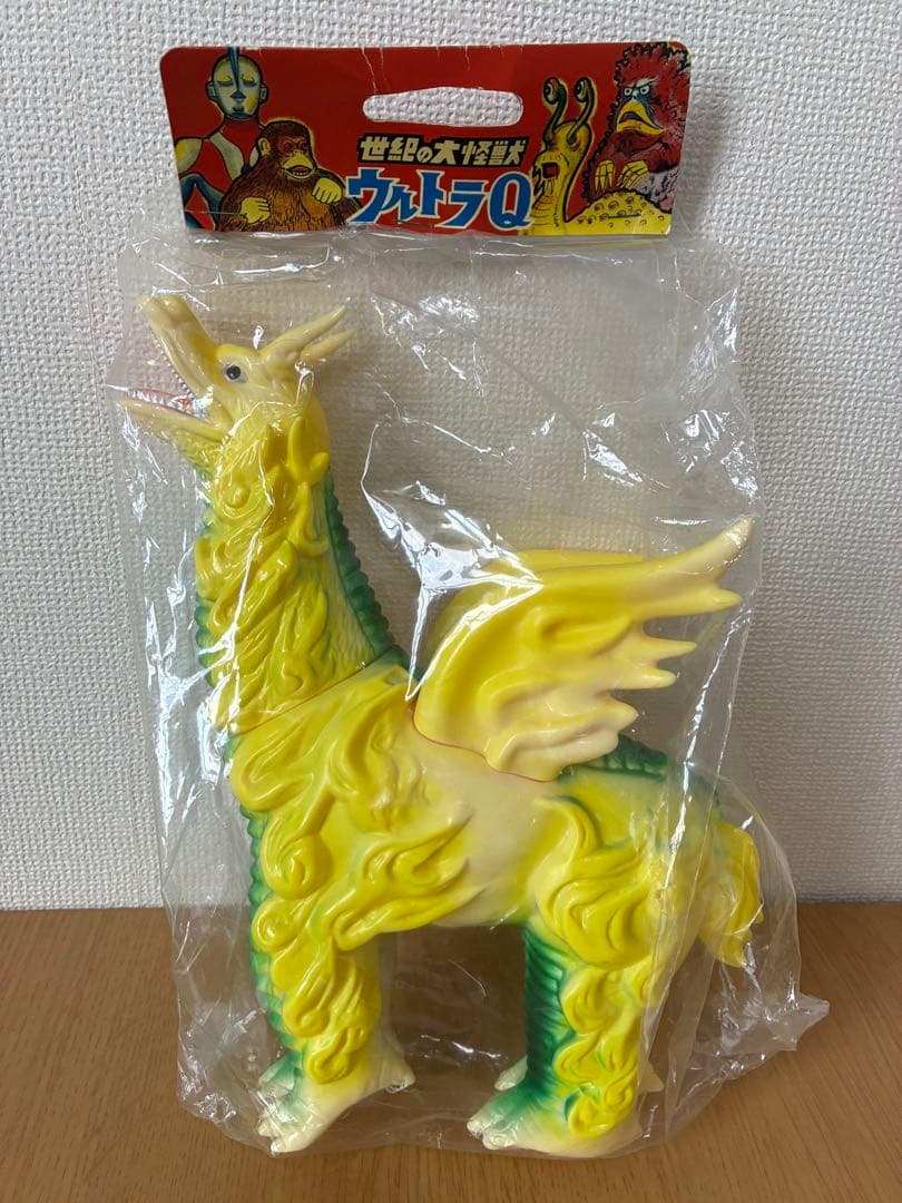 マルサン ドドンゴ 450 イエロー ウルトラＱソフビ ウルトラマン
